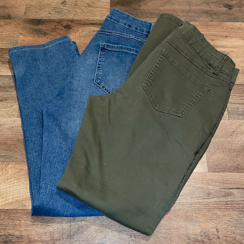 d.jeans Lot of 2.‎  Size 8.
